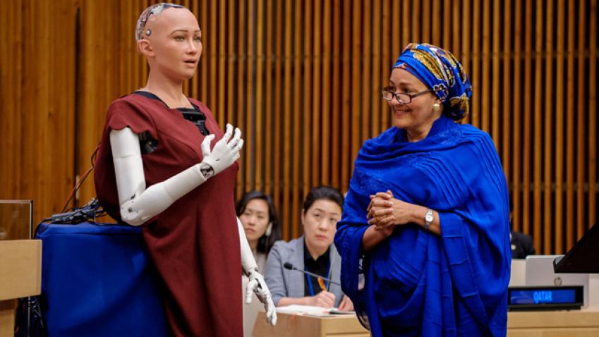 Female robot Sophia joins meeting on artificial intelligence